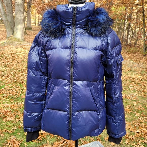 Meet your Posher, Julia - Picture 7 of 16